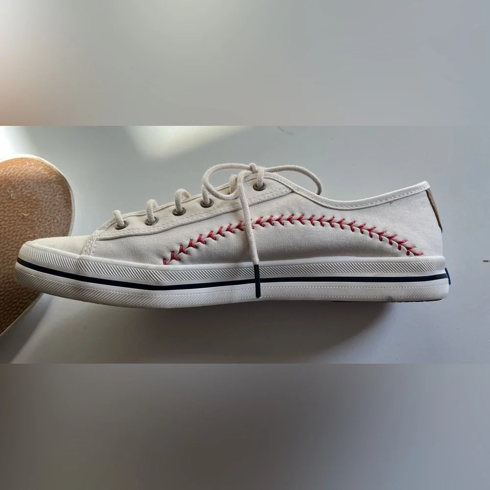 Women’s Keds Kickstart Pennant Sneaker baseball Ortholite tennis shoes 10 sporty